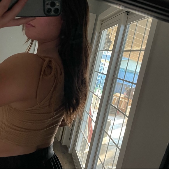 Aerie Top - Picture 3 of 3